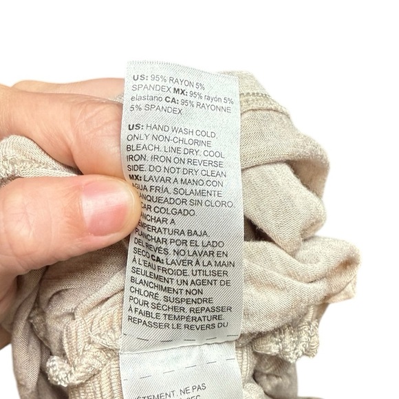 White House Black Market Beige Ruched Satin Trim Women’s Large Tank Top - Picture 8 of 8